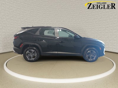 2026 Hyundai TUCSON HYBRID Blue SE