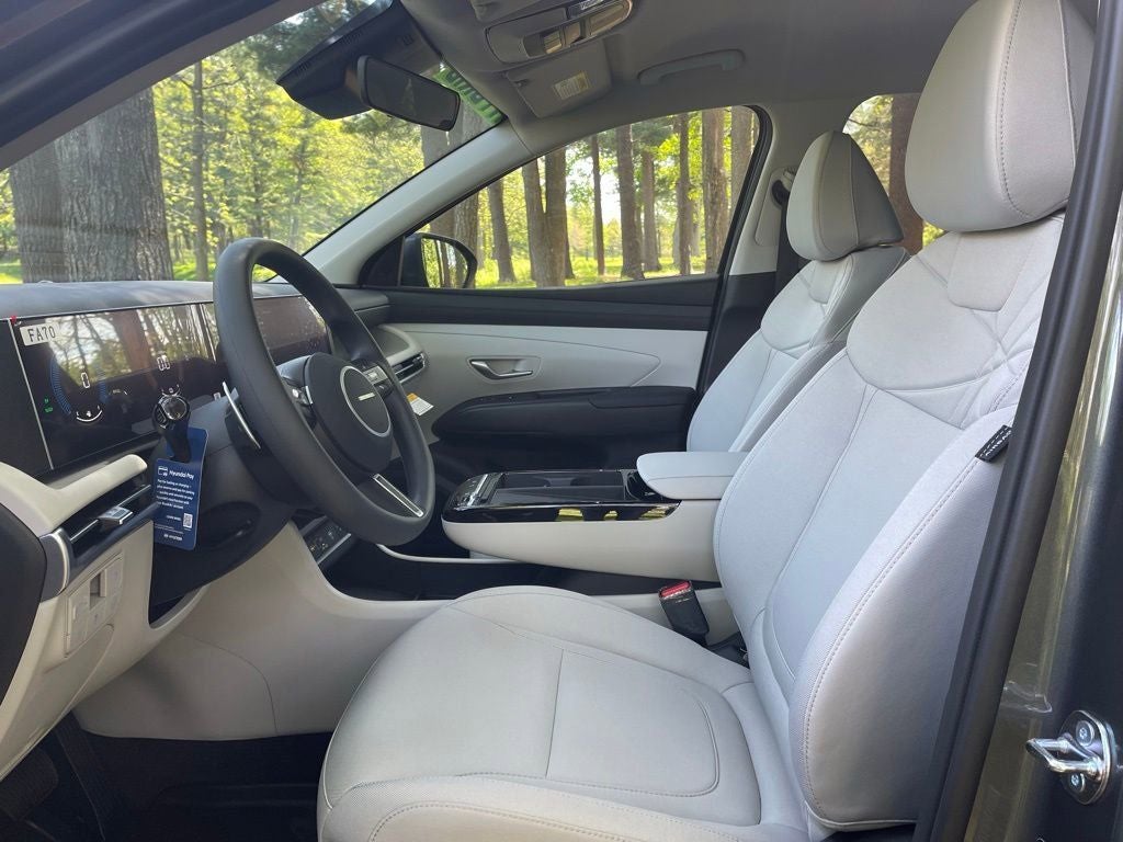 2026 Hyundai TUCSON HYBRID SEL