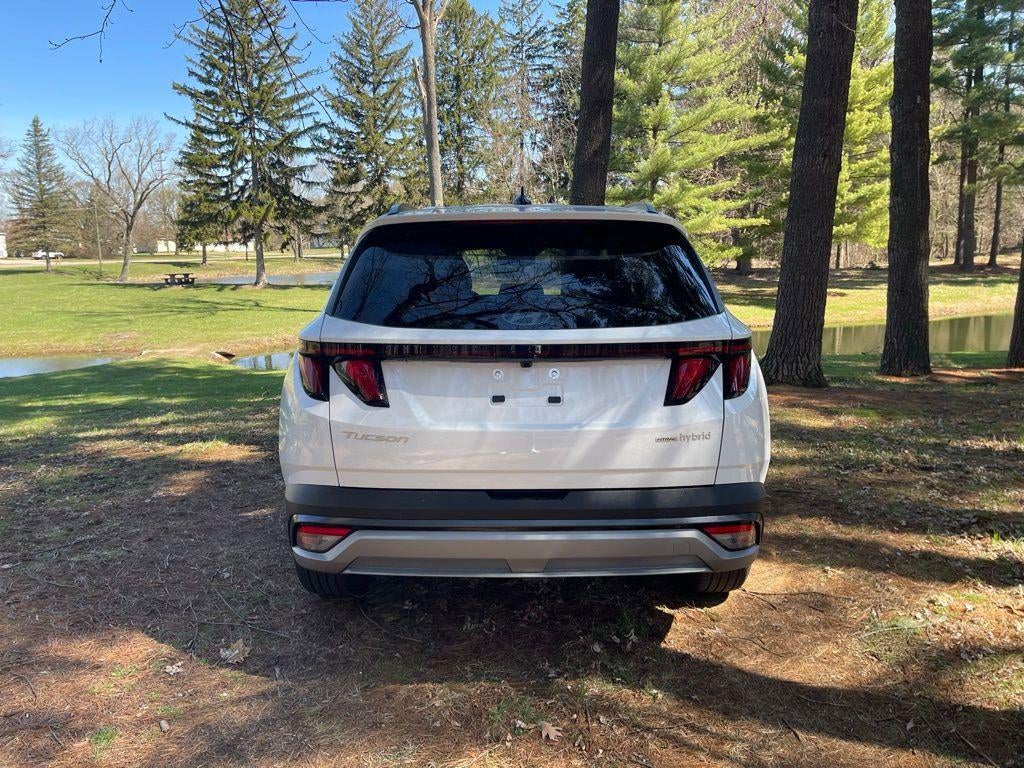 2026 Hyundai TUCSON HYBRID SEL