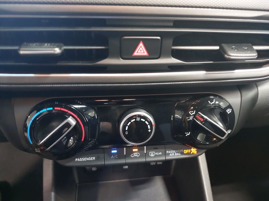 2022 Hyundai KONA SE