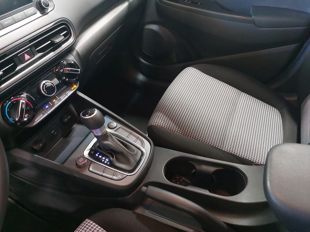 2022 Hyundai KONA SE