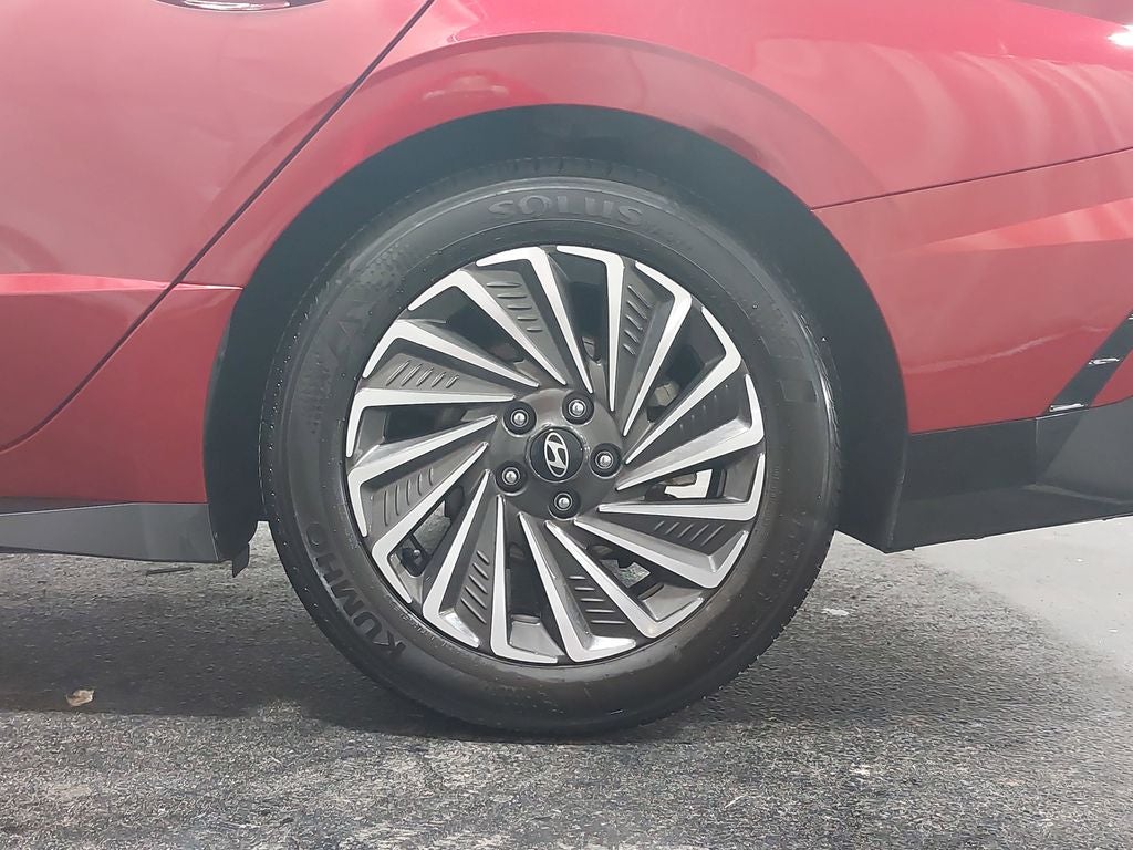 2025 Hyundai SONATA HYBRID SEL
