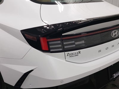 2026 Hyundai SONATA HYBRID Limited