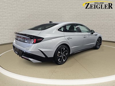 2025 Hyundai SONATA SEL