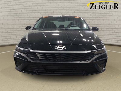 2025 Hyundai ELANTRA SEL Sport