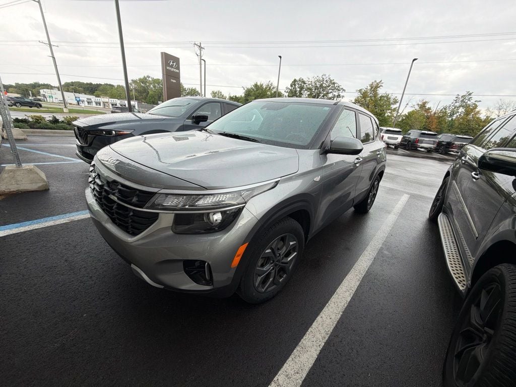 2024 Kia Seltos LX
