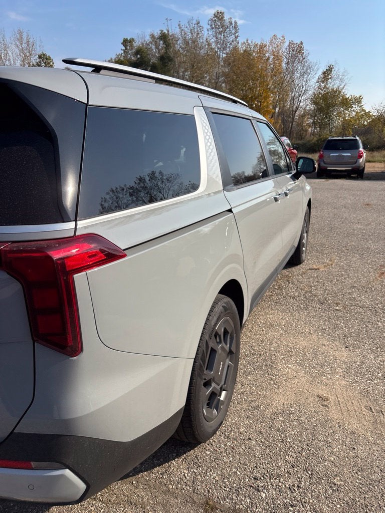 2025 Kia Carnival Hybrid EX