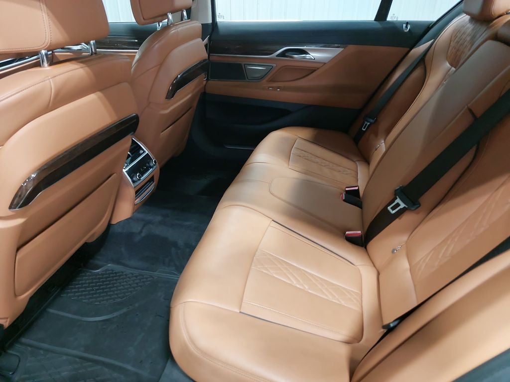 2020 BMW 7 Series 750i xDrive