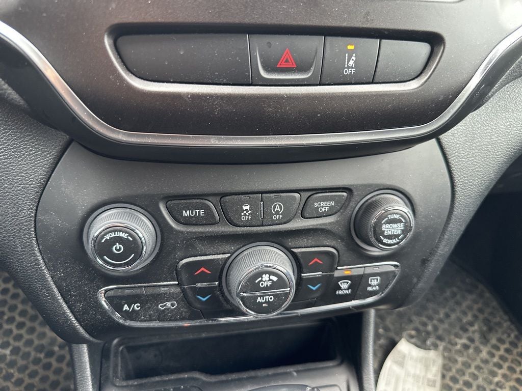 2022 Jeep Cherokee Trailhawk