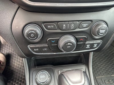 2022 Jeep Cherokee X