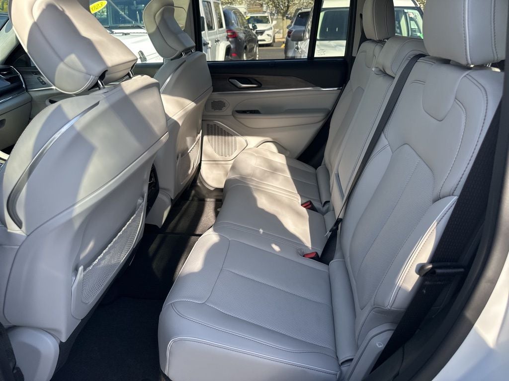 2023 Jeep Grand Cherokee Overland