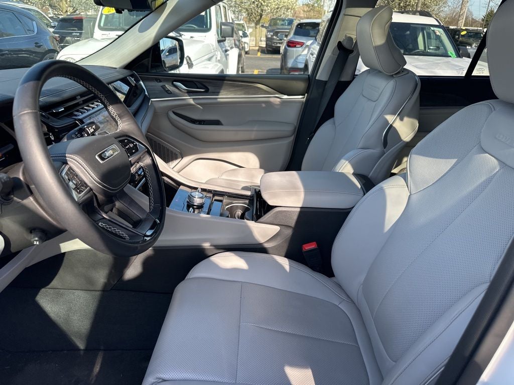 2023 Jeep Grand Cherokee Overland