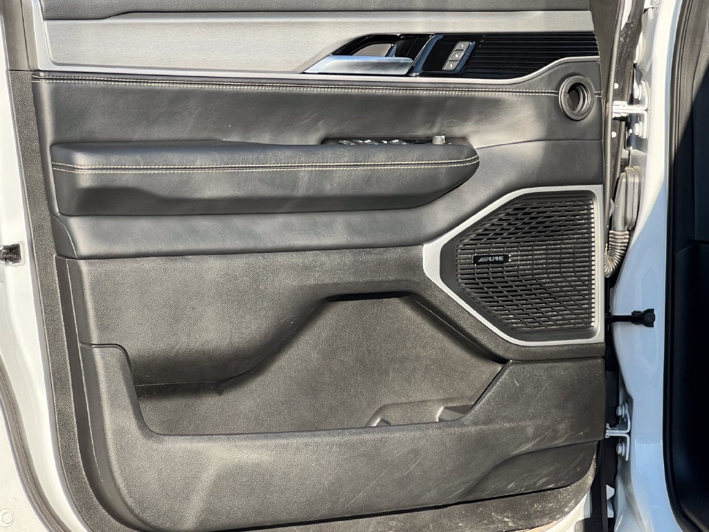 2025 Jeep Wagoneer Series II