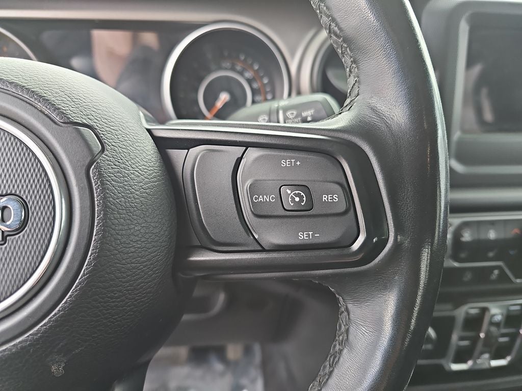 2021 Jeep Gladiator Willys