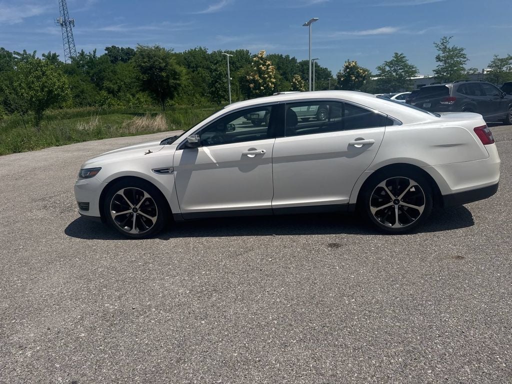 2015 Ford Taurus SEL