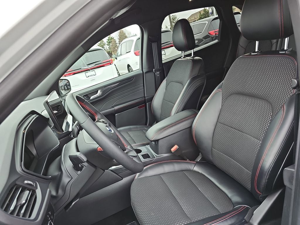 2023 Ford Escape ST-Line Select