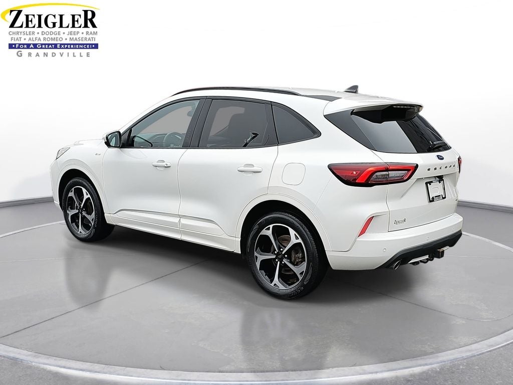 2023 Ford Escape ST-Line Select