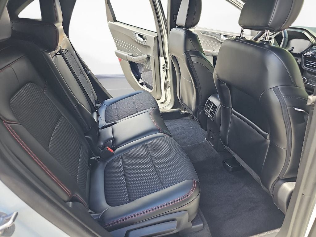 2024 Ford Escape Hybrid ST-Line Select
