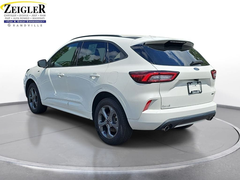 2024 Ford Escape Hybrid ST-Line Select