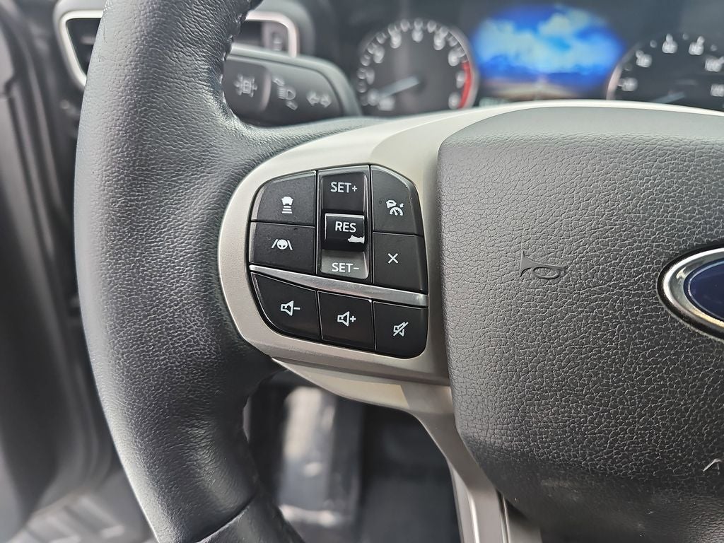 2021 Ford Explorer XLT LOCAL TRADE