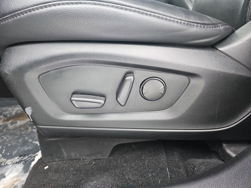 2021 Ford Explorer XLT LOCAL TRADE