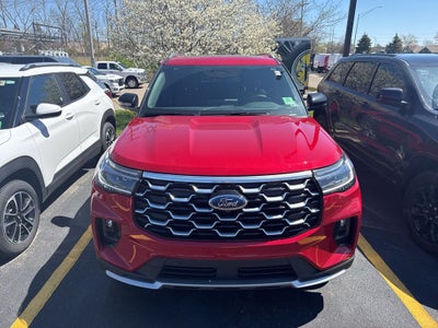 2025 Ford Explorer Platinum