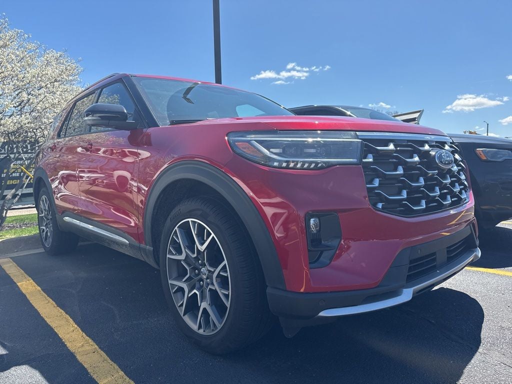 2025 Ford Explorer Platinum