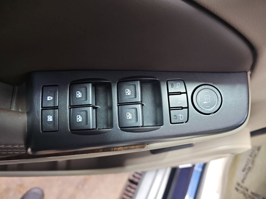 2018 Chevrolet Suburban LT LOCAL TRADE