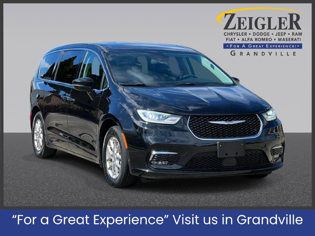 2024 Chrysler Pacifica Touring L