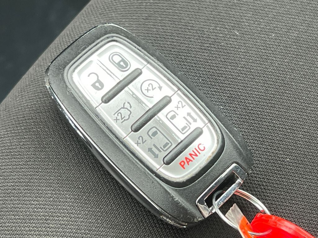 2024 Chrysler Voyager LX