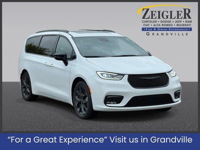 2025 Chrysler Pacifica Limited