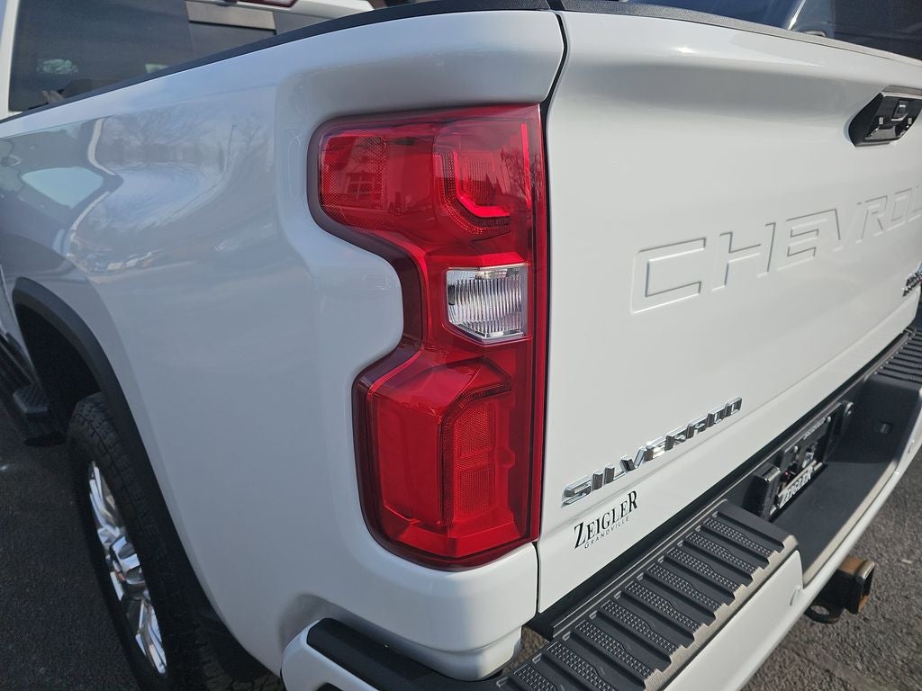 2022 Chevrolet Silverado 2500HD High Country