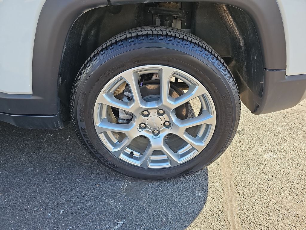 2024 Jeep Compass Latitude Lux