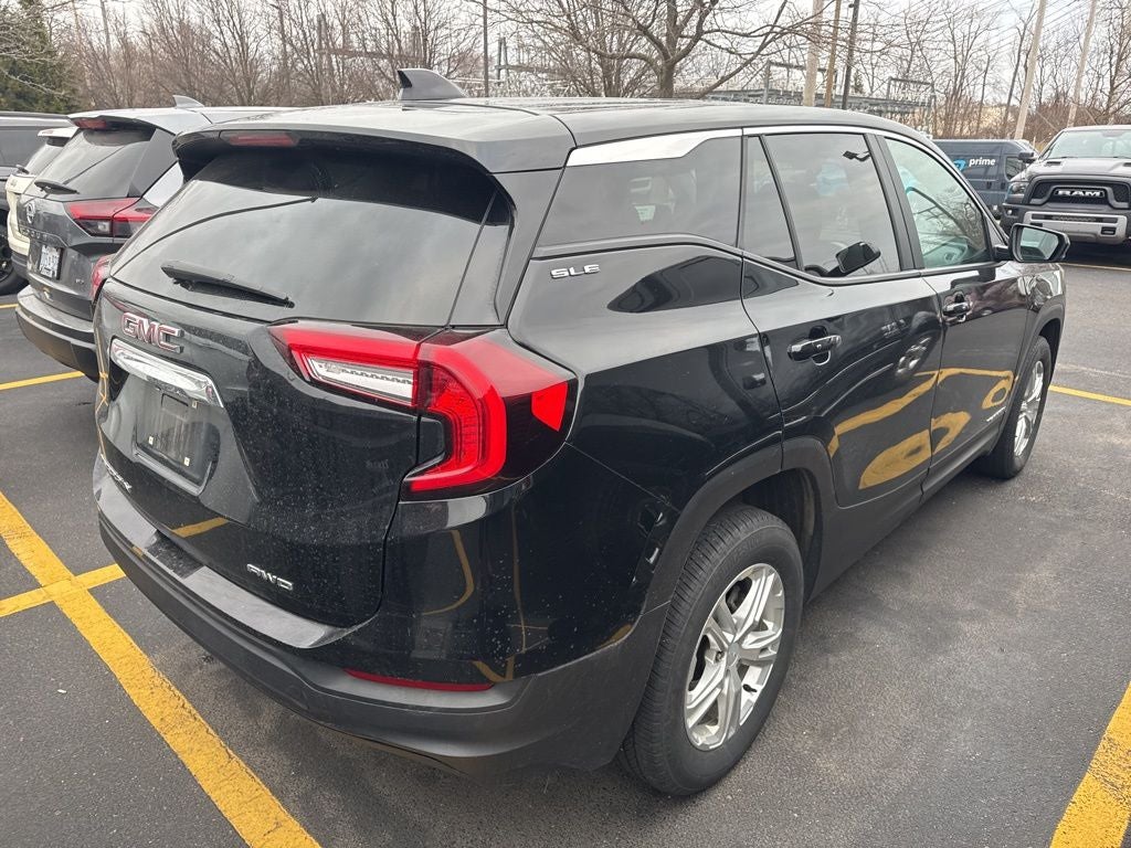 2023 GMC Terrain SLE