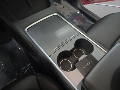 2024 Tesla Model Y Performance
