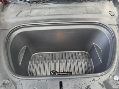 2024 Tesla Model Y Performance