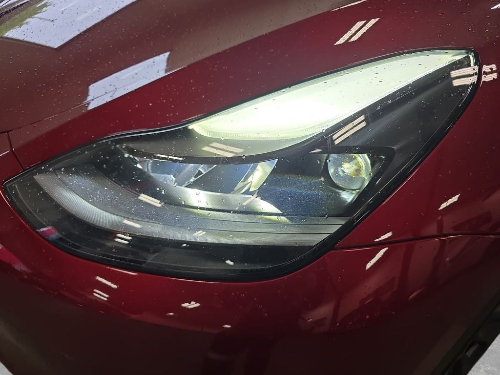 2024 Tesla Model Y Performance