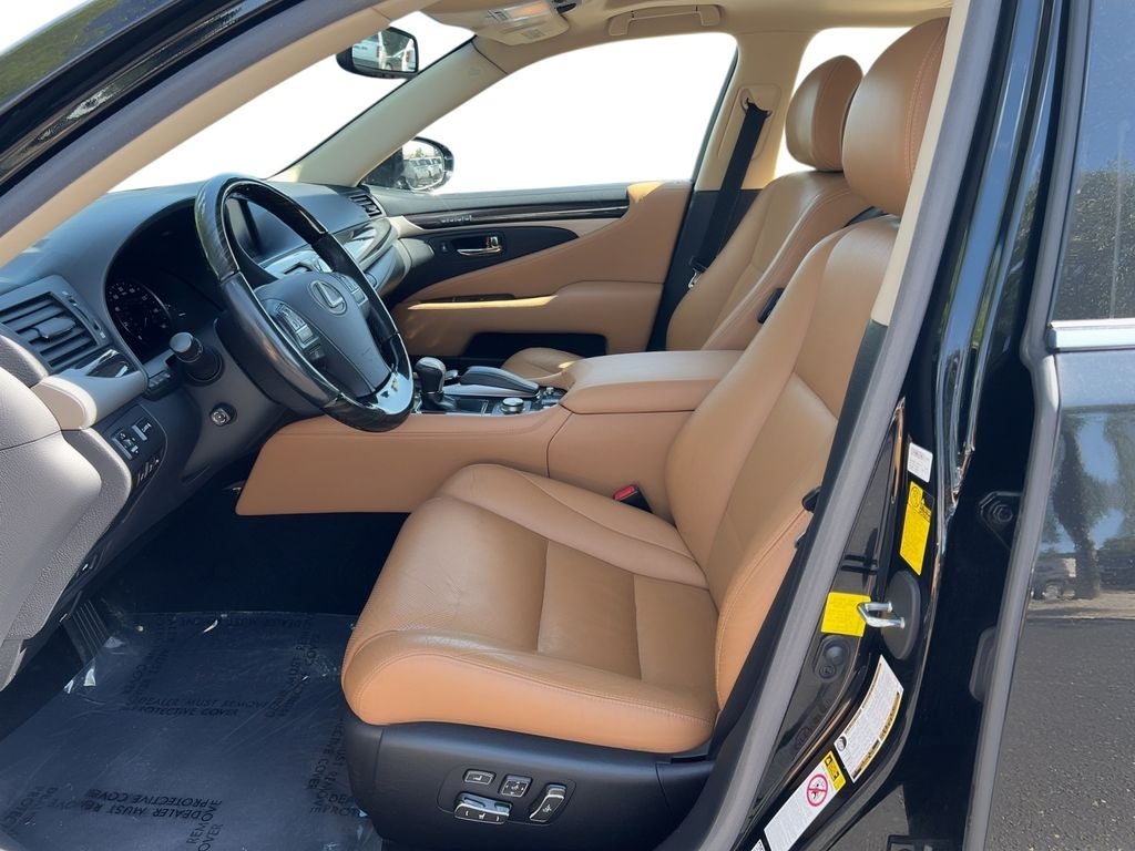 2014 Lexus LS 460
