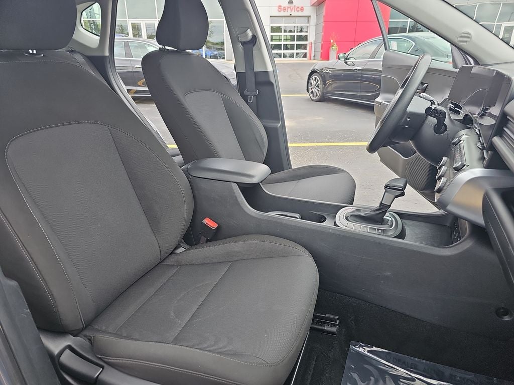 2024 Hyundai KONA SE