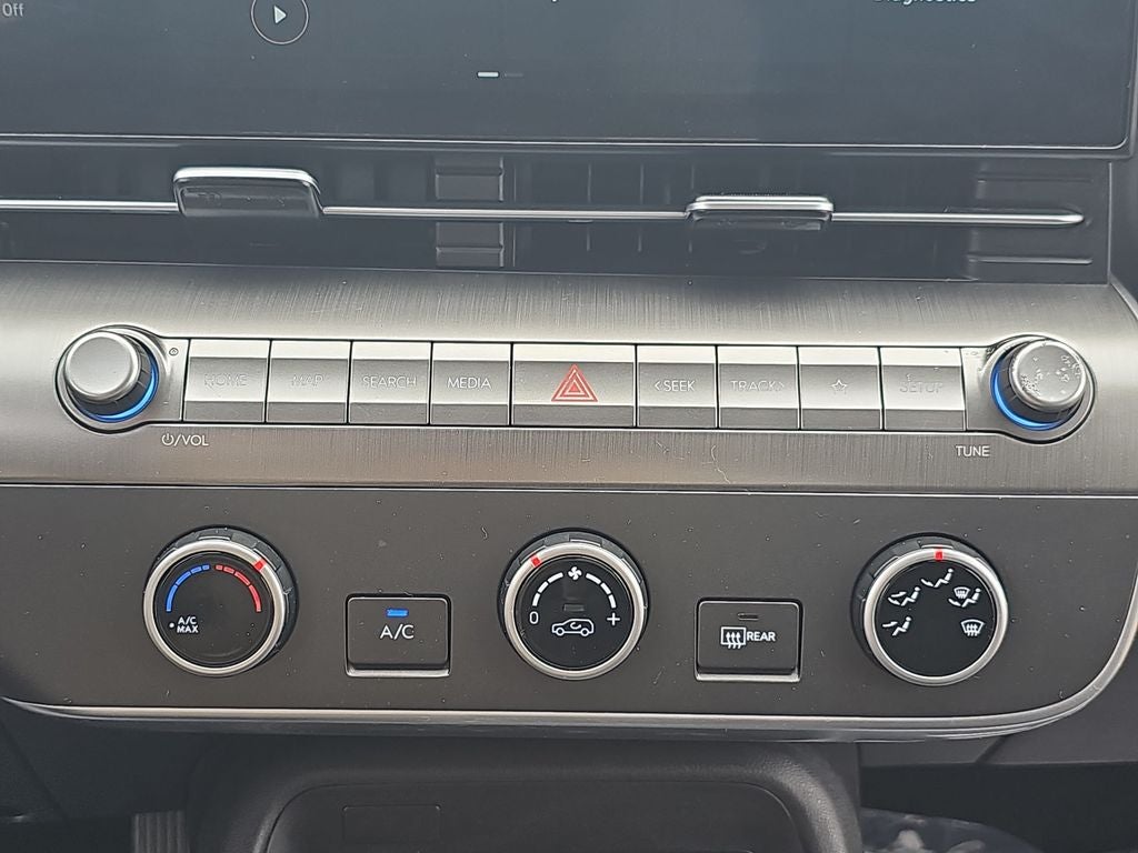 2024 Hyundai KONA SE