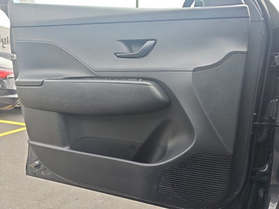 2024 Hyundai KONA SE