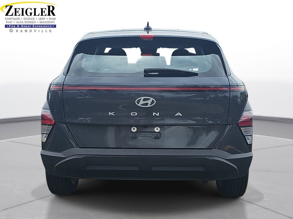 2024 Hyundai KONA SE