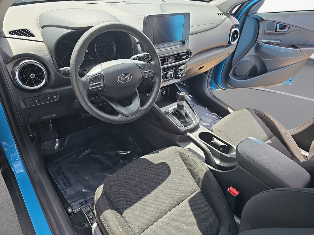 2022 Hyundai KONA SEL