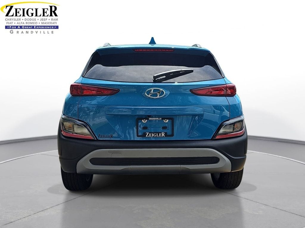 2022 Hyundai KONA SEL