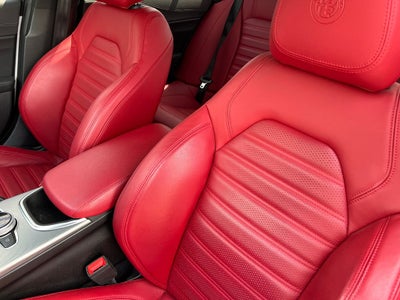 2024 Alfa Romeo Giulia Veloce