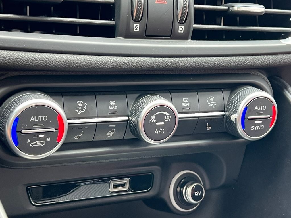 2024 Alfa Romeo Giulia Veloce