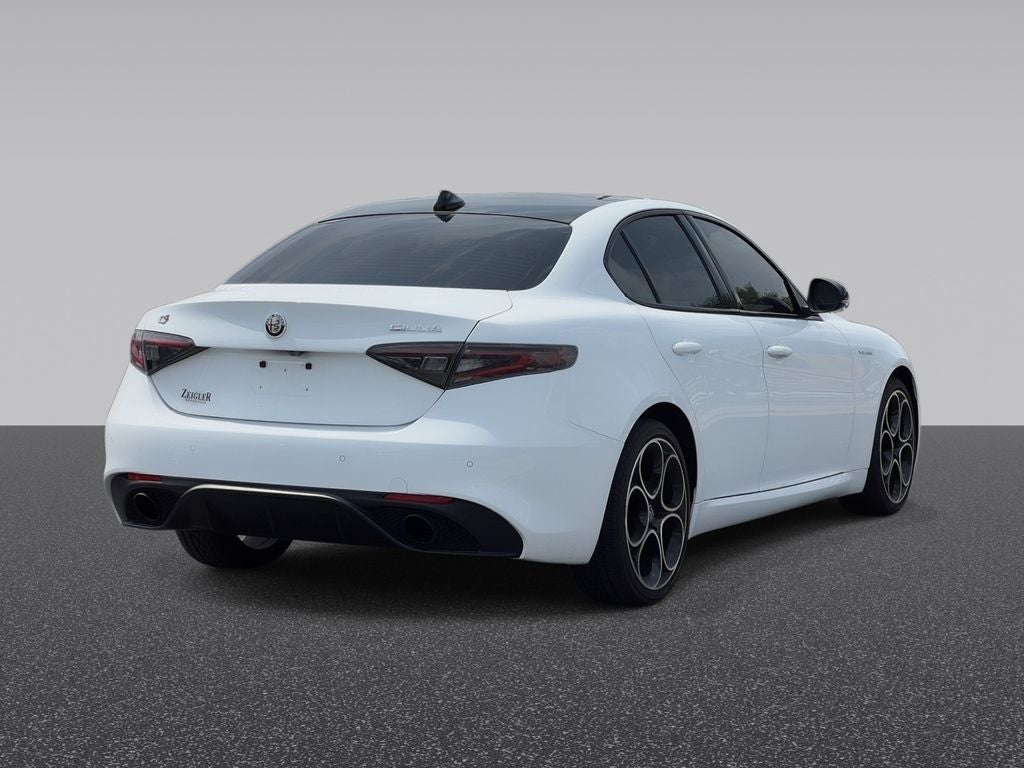 2024 Alfa Romeo Giulia Veloce