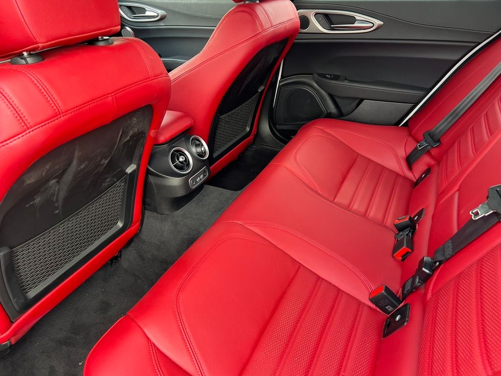 2024 Alfa Romeo Giulia Veloce