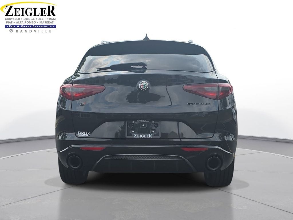 2023 Alfa Romeo Stelvio Veloce