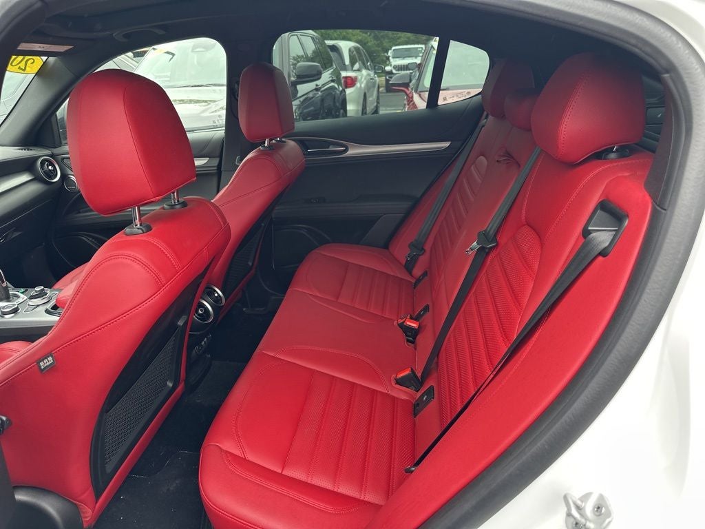 2024 Alfa Romeo Stelvio Veloce